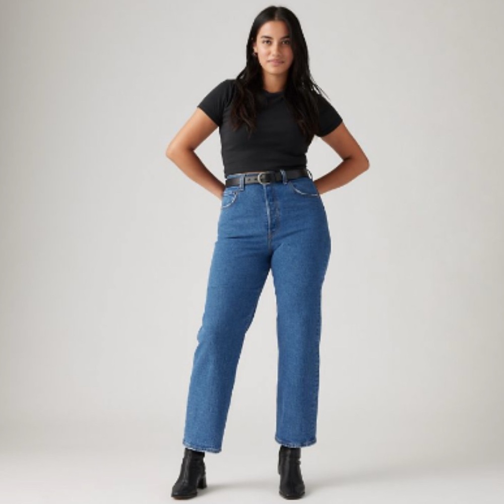 Levi’s Ribcage Straight Ankle Jeans